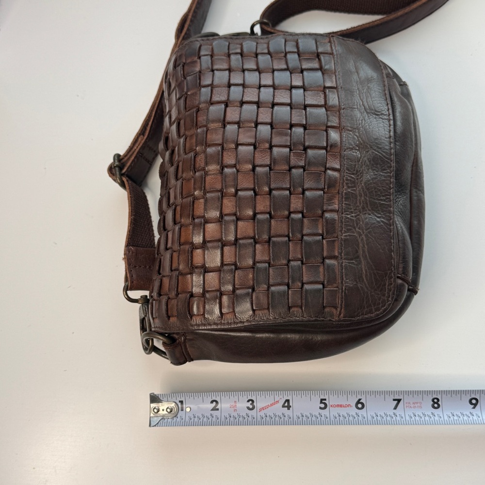 Brown Woven Leather Adjustable Strap Small Crossbody Purse Bag Distressed Travel - Picture 3 of 16